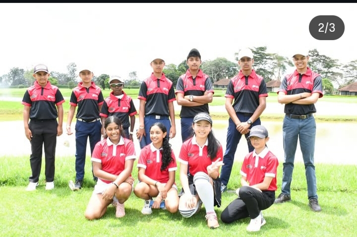 A photo for the teams